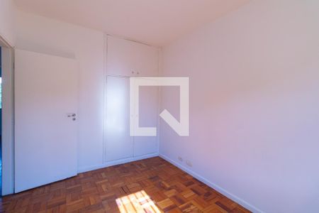 Casa à venda com 150m², 4 quartos e 2 vagas Casa à venda com 150m², 4 quartos e 2 vagasSuite