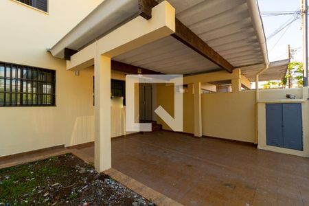 Casa à venda com 150m², 4 quartos e 2 vagas Casa à venda com 150m², 4 quartos e 2 vagasGaragem