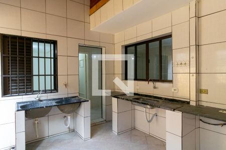 Casa à venda com 150m², 4 quartos e 2 vagas Casa à venda com 150m², 4 quartos e 2 vagasCozinha