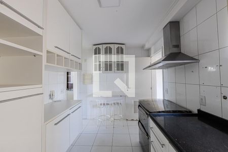 Cozinha de apartamento para alugar com 3 quartos, 97m² em Vila Gomes Cardim, São Paulo