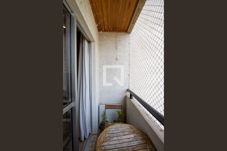 Varanda de apartamento à venda com 3 quartos, 67m² em Quitaúna, Osasco