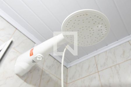 Casa à venda com 100m², 2 quartos e 3 vagasChuveiro 