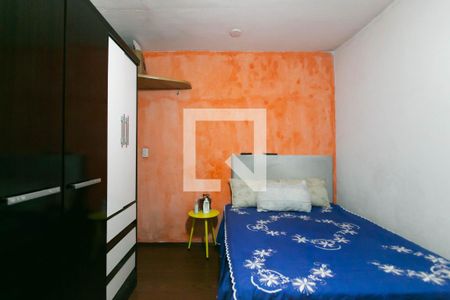 Quarto 1  de casa à venda com 2 quartos, 100m² em Vila Carmosina, São Paulo