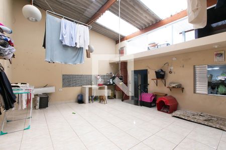 Casa à venda com 100m², 2 quartos e 3 vagasArea de Serviço 
