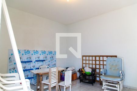 Casa para alugar com 237m², 4 quartos e 4 vagas Casa para alugar com 237m², 4 quartos e 4 vagasQuarto de Serviço