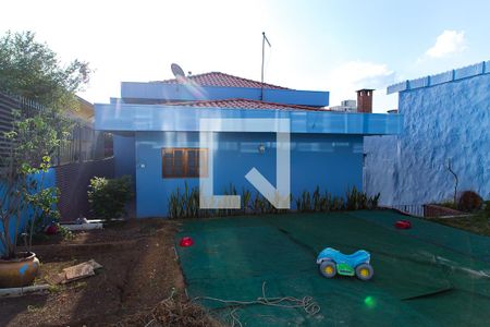 Casa para alugar com 237m², 4 quartos e 4 vagas Casa para alugar com 237m², 4 quartos e 4 vagasVista do Quarto de Serviço