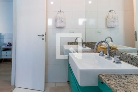Apartamento à venda com 151m², 3 quartos e 3 vagasBanheiro da Suíte 2