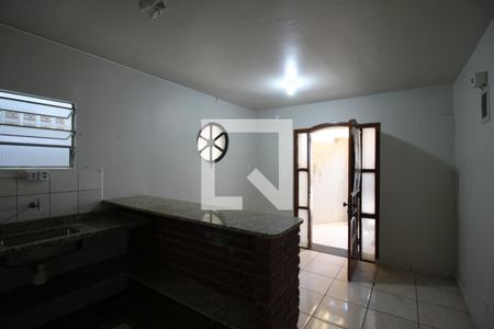 Sala Cozinha de Casa com 1 quarto, 40m² Vila Emir