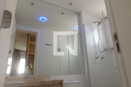 Banheiro da Suíte de apartamento para alugar com 2 quartos, 55m² em Novo Taquaral, Campinas