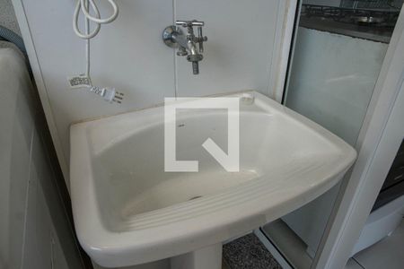 Apartamento à venda com 49m², 2 quartos e 1 vaga Apartamento à venda com 49m², 2 quartos e 1 vagaÁrea de Serviço