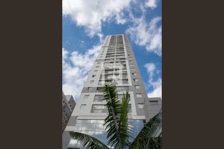 Apartamento à venda com 49m², 2 quartos e 1 vaga Apartamento à venda com 49m², 2 quartos e 1 vagaFachada