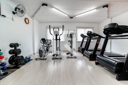 Apartamento à venda com 135m², 3 quartos e 2 vagas Apartamento à venda com 135m², 3 quartos e 2 vagasÁrea Comum - Academia