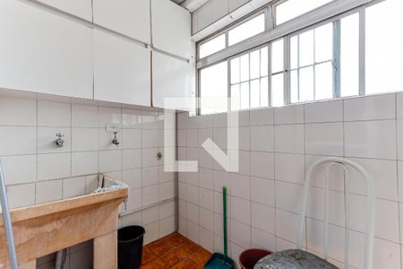 Apartamento à venda com 135m², 3 quartos e 2 vagas Apartamento à venda com 135m², 3 quartos e 2 vagasÁrea de Serviço