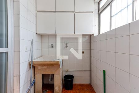 Apartamento à venda com 135m², 3 quartos e 2 vagas Apartamento à venda com 135m², 3 quartos e 2 vagasÁrea de Serviço