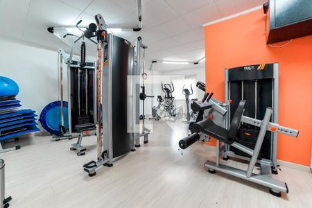 Apartamento à venda com 135m², 3 quartos e 2 vagas Apartamento à venda com 135m², 3 quartos e 2 vagasÁrea Comum - Academia