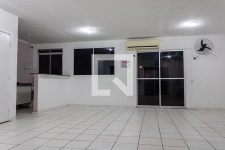 Apartamento para alugar com 42m², 2 quartos e 1 vagaÁrea comum - Salão de festas