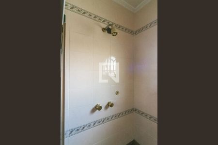 Casa à venda com 250m², 3 quartos e 4 vagas Casa à venda com 250m², 3 quartos e 4 vagasBanheiro da Suíte