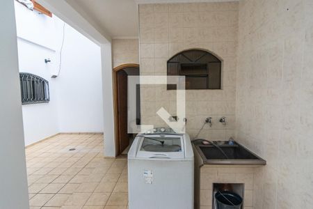 Casa à venda com 250m², 3 quartos e 4 vagas Casa à venda com 250m², 3 quartos e 4 vagasÁrea de Serviço