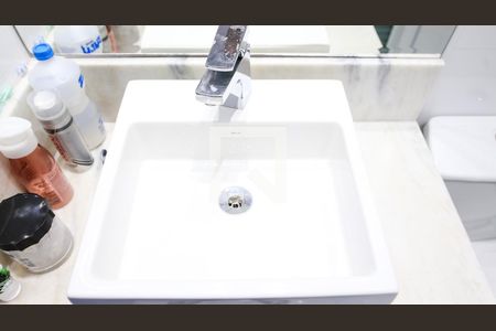 Apartamento à venda com 79m², 3 quartos e 2 vagasBanheiro da Suite