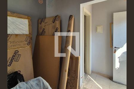 Casa de condomínio à venda com 370m², 6 quartos e 3 vagas Casa de condomínio à venda com 370m², 6 quartos e 3 vagasQuarto de Serviço