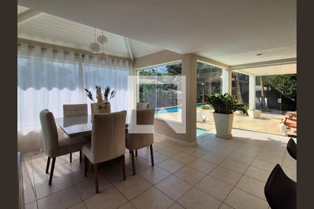 Sala de casa de condomínio à venda com 6 quartos, 370m² em Vargem Grande, Rio de Janeiro