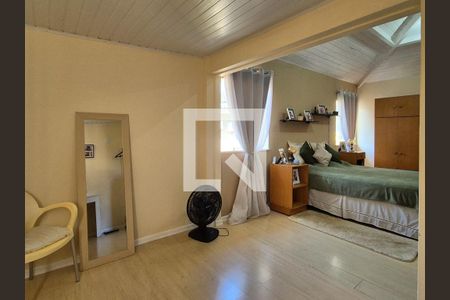 Casa de condomínio à venda com 370m², 6 quartos e 3 vagas Casa de condomínio à venda com 370m², 6 quartos e 3 vagasQuarto 2