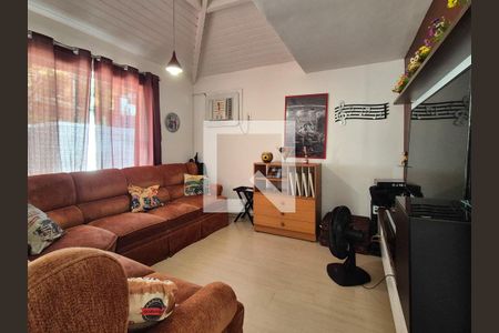 Casa de condomínio à venda com 370m², 6 quartos e 3 vagas Casa de condomínio à venda com 370m², 6 quartos e 3 vagasSala 2