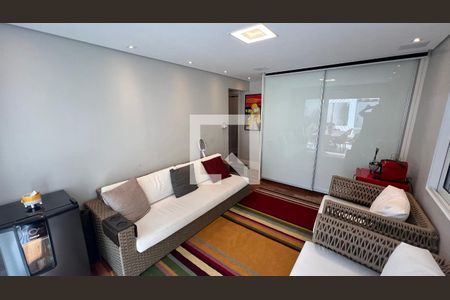 Casa à venda com 350m², 4 quartos e 2 vagasSuite 1