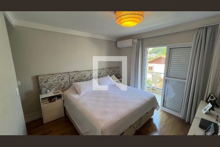 Casa à venda com 350m², 4 quartos e 2 vagasSuite Master