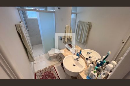 Casa à venda com 350m², 4 quartos e 2 vagasBanheiro