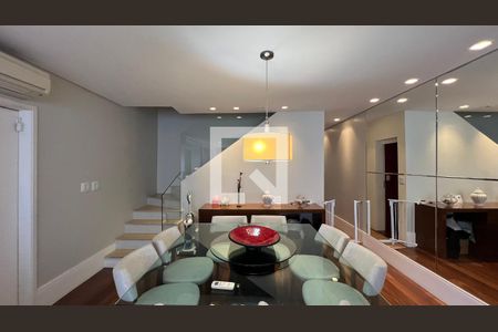 Casa à venda com 350m², 4 quartos e 2 vagasSala de Jantar