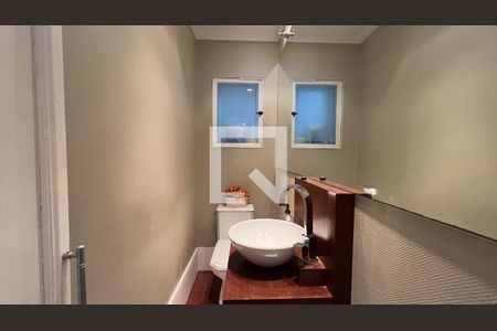 Casa à venda com 350m², 4 quartos e 2 vagasLavabo 2