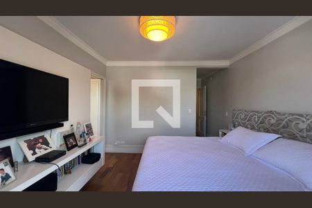 Casa à venda com 350m², 4 quartos e 2 vagasSuite Master