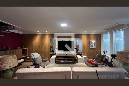 Sala de casa à venda com 4 quartos, 350m² em Vila Madalena, São Paulo