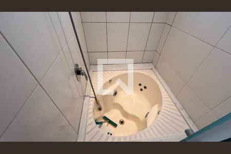 Casa à venda com 350m², 4 quartos e 2 vagasBanheiro da Suíte 1