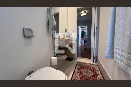 Casa à venda com 350m², 4 quartos e 2 vagasBanheiro