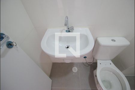 Banheiro de apartamento para alugar com 1 quarto, 27m² em Vila Mariana, São Paulo