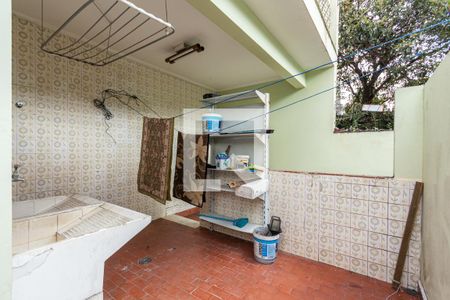 Casa à venda com 250m², 4 quartos e 3 vagasLavanderia