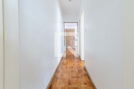 Corredor de apartamento para alugar com 2 quartos, 58m² em Menino Deus, Porto Alegre