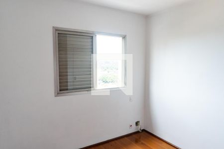 Apartamento à venda com 90m², 4 quartos e 2 vagasQuarto 2