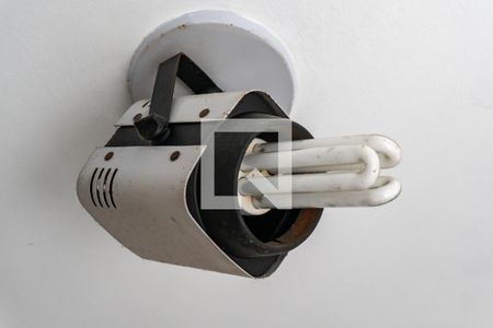 Apartamento à venda com 90m², 4 quartos e 2 vagasBanheiro de serviço Detalhe