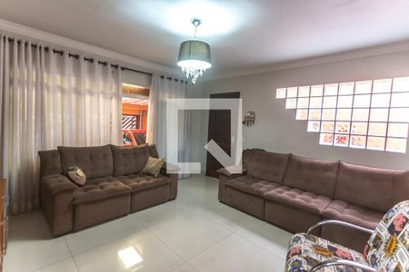 Sala de estar de casa à venda com 3 quartos, 200m² em Pauliceia, São Bernardo do Campo