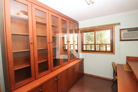 Casa à venda com 150m², 3 quartos e 2 vagasEscritório