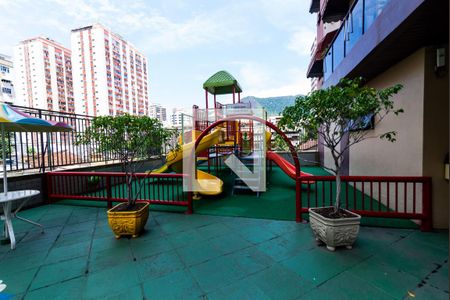 Apartamento à venda com 135m², 3 quartos e 2 vagasÁrea Comum - Playground