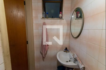 Apartamento à venda com 135m², 3 quartos e 2 vagasBanheiro de Serviço