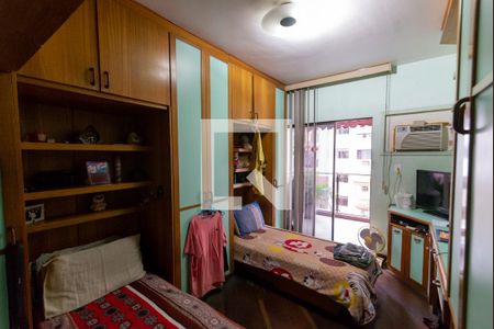 Apartamento à venda com 135m², 3 quartos e 2 vagasQuarto 2