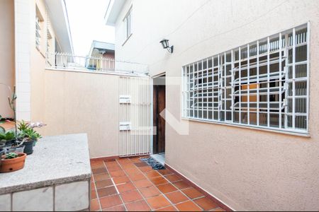 Casa à venda com 121m², 2 quartos e 3 vagasQuintal
