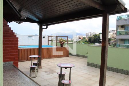 Apartamento à venda com 264m², 4 quartos e 3 vagasCobertura - Churrasqueira