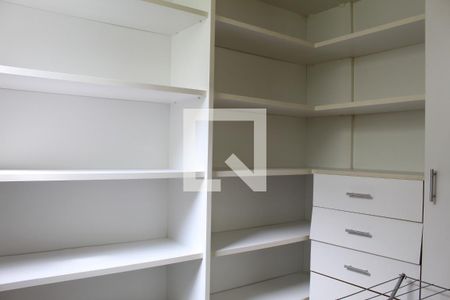 Apartamento à venda com 264m², 4 quartos e 3 vagasDespensa
