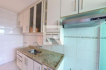 Apartamento para alugar com 72m², 2 quartos e 1 vagaCozinha